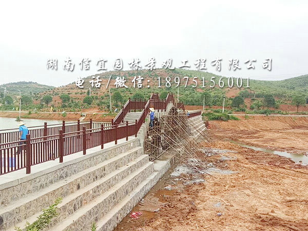 护栏