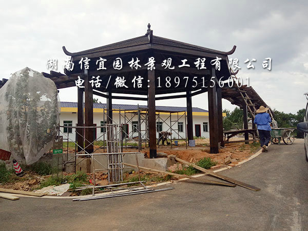 风雨走廊